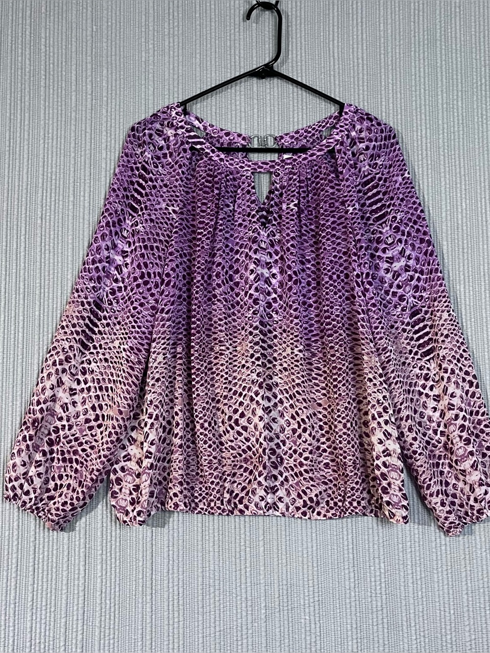 Jennifer Lopez Purple Reptile Ombré Print Blouse Womens Large Petite Semi-sheer